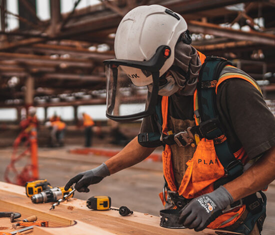 Custom Fastener Manufacturing